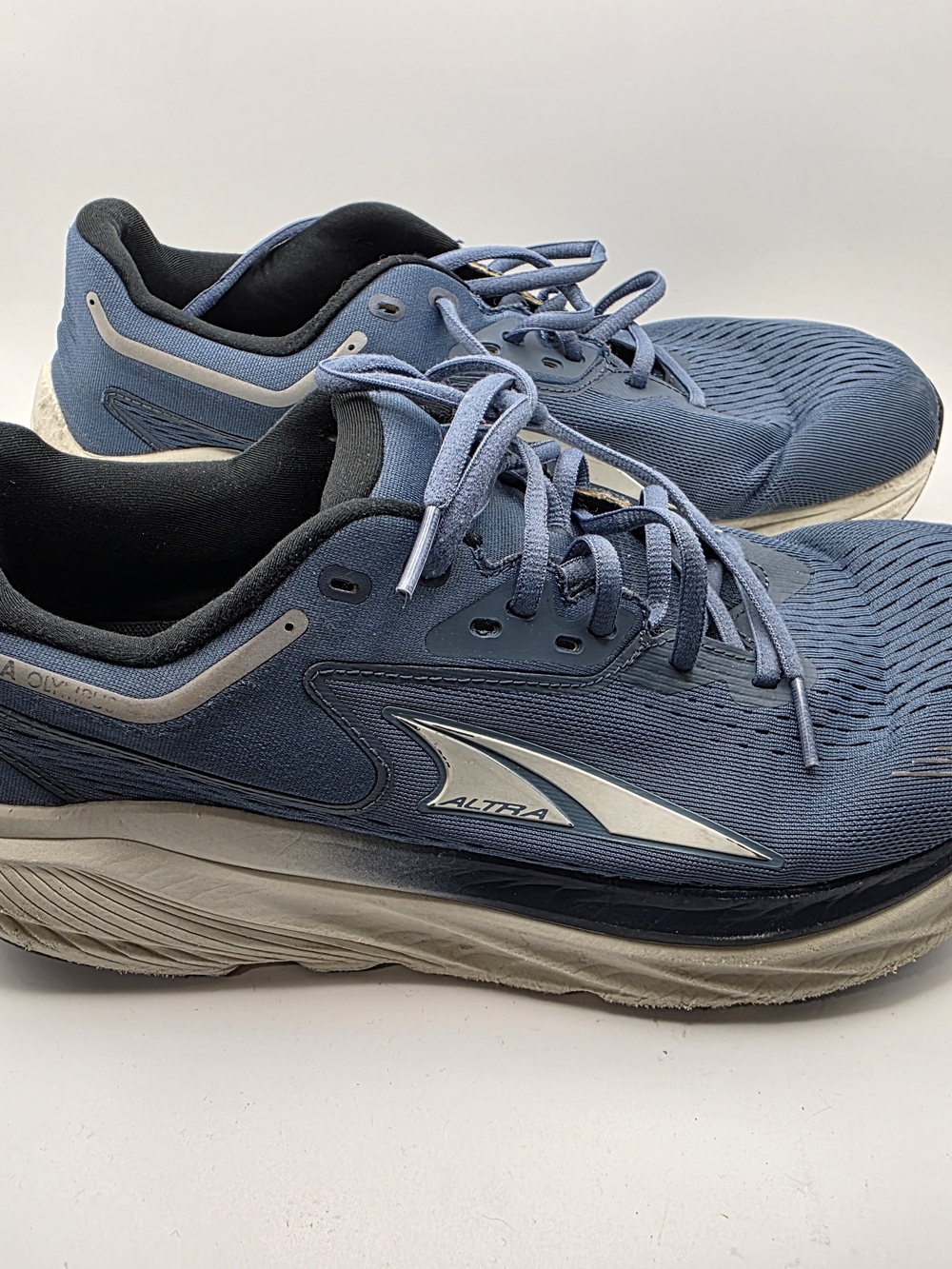 Altra VIA Olympus Blue Road Running Shoes Men’s Size 10.5
